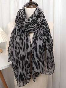 1pc Women's Bohemian Style Gray Leopard Print Hijab, Soft Scarf Shawl For Spring/Summer Street Style Daily Wear & Valentine's Day Accessory - Grey - View 3