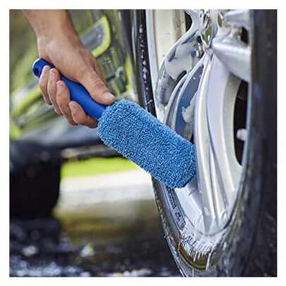 1PC Premium Microfiber Long Handle Tire Brush For Women, Auto Wheel Rim Cleaning Brush With Soft Bristle Braids, Non-Scratch Car Tire & Wheel Cleaner Brush, Lint-Free Absorbent Microfiber Bristle Brush, Ergonomic Long Handle For Easy Reach, Waterproof Durable Car Detailing Brush, Perfect For Cleaning Tire Rims/Hubcaps/Alloy Wheels/Wheel Wells, Universal Fit For Cars
