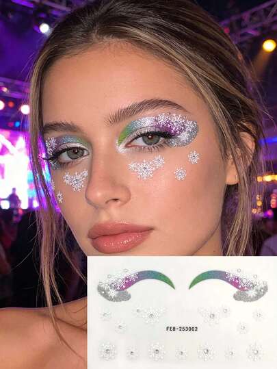 1 片冰雪梦幻脸部装饰贴纸，饰有虹彩渐变新月、闪亮雪花和水钻雪花，清凉飘逸，可搭配任何妆容，是圣诞节、派对和冬季外出活动的理想之选，为您的妆容增添冬日气息和精致细节。