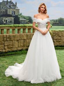 Đầm cưới dáng chữ A trễ vai, chất liệu ren, mềm mại, thanh lịch, lãng mạn, sang trọng theo phong cách Bohemian, kiểu dáng quý phái/hoàng gia, thích hợp cho đám cưới ngoài trời tại nhà thờ hoặc đám cưới riêng tư mùa xuân. - trắng - Xem 12