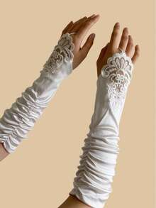 1 Pair White Bride Pleated Satin Embroidered Fingerless Gloves, Suitable For Wedding, Party, Banquet, Ball And Other Occasions - White - View 5