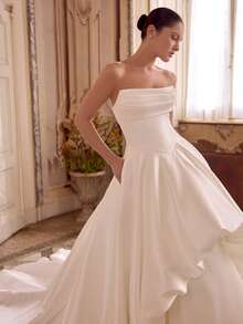 Sleek-Luxurious Strapless Bandeau Satin Wedding Dress, Voluminous A-Line Skirt & Sweeping Train, Wedding Dresses For Bride, Elegant And Comfortable, Includes Plus Sizes, Bridal Gown, Formal Dresses For Women, Suitable For Wedding, Party, Vacation, Bride, Formal Occasions, Dinner Dress, Prom Dress, After-Party Dress, Homecoming Dress, Cocktail Party, Birthday Party, Celebration, Gala, Festival, Ceremony, White - 白色 - 查看 3
