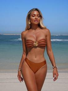 Bộ bikini 3 mảnh thời trang cho nữ, gồm váy voan mỏng và áo ngực không dây với khóa cài, thiết kế hở lưng tết bím, chất liệu co giãn cao, thích hợp cho kỳ nghỉ hè trên bãi biển. - Màu nâu  Mocha - Xem 6