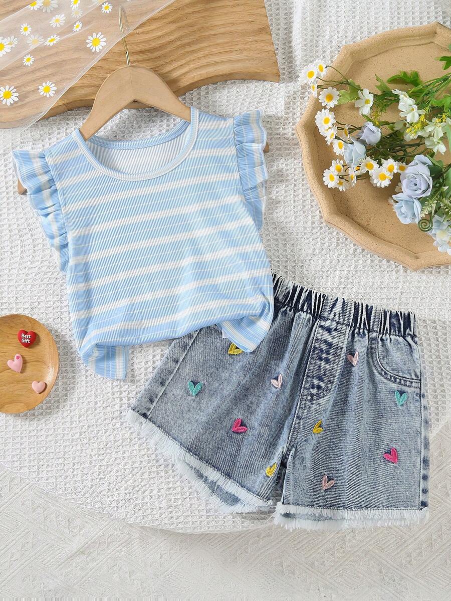 Bộ 2 món cho bé gái, gồm áo thun kẻ sọc mềm mại, thoáng khí và quần short denim dáng rộng thêu hình trái tim có tua rua, thích hợp mặc mùa hè. - Nhiều màu - Xem 1