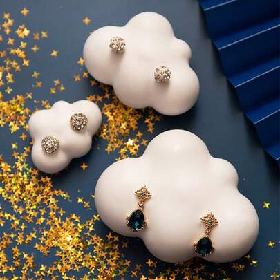 Creative Jewelry Display Stand, Cloud-Shaped Earring Holder, Jewelry Display Prop For Living Room, Bedroom, Wedding, Party, Christmas, Halloween, Easter, Thanksgiving, Ramadan, Perfect Birthday, Housewarming Gift, Elegant Design