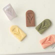 简约实用乡村风花卉饼干模具，PLA材质压花切割工具，适用于节日派对、下午茶聚会、家庭烘焙和面包店。 - 查看 17