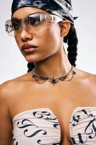 1 件 Y2K 黑色羽毛翼和星星吊坠项链，朋克嘻哈哥特式垃圾摇滚酷女孩颈链多层堆叠不锈钢链，哥特另类独特锁骨链前卫深色珠宝，适合音乐舞蹈节或吸血鬼主题晚会 - 銀色 - 查看 3