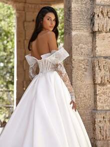 Elegant Off-The-Shoulder Lace Long Sleeve Illusion Bodice Satin Gown With High Slit & Train, Wedding Dresses For Bride, Elegant And Comfortable, Includes Plus Sizes, Bridal Gown, Formal Dresses For Women, Suitable For Wedding, Party, Vacation, Bride, Formal Occasions, Dinner Dress, Prom Dress, After-Party Dress, Homecoming Dress, Cocktail Party, Birthday Party, Celebration, Gala, Festival, Ceremony, White - 白色 - 查看 3