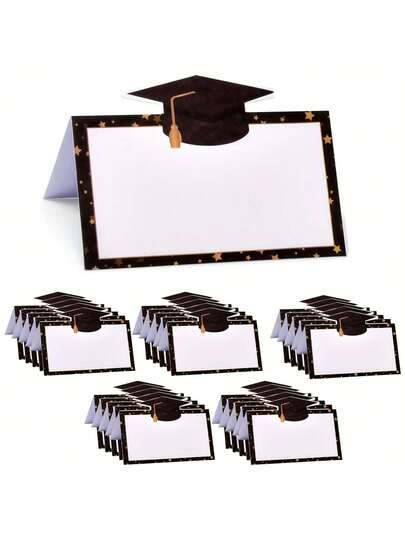 Conjunto de 50 cartões de lugar "Parabéns aos Formandos", etiquetas de nome para formatura, cartões de assento com formato de chapéu de formatura, decoração de mesa para a turma de 2026, preto e dourado, cartões dobráveis para cerimônia de formatura, decoração de mesa de jantar, decoração de festa, tamanho 5 x 9 cm.