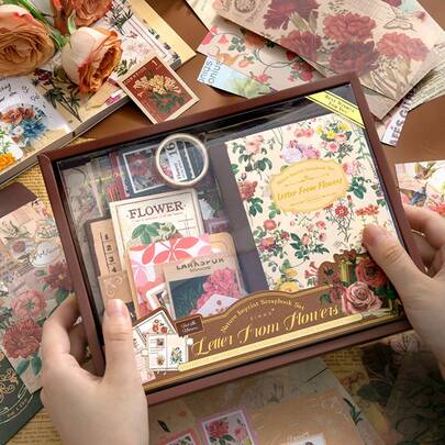 Natural Memory Warm Hand Notebook Gift Set, Floral Decor Stickers, High-Quality Notebook Gift Box, Ideal Gift