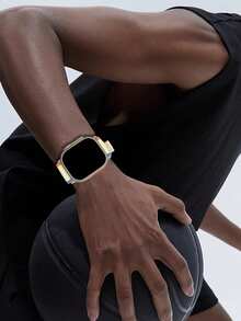 兼容 38mm、40mm、41mm、42mm、44mm、45mm、46mm、49mm 表带。环形自粘编织尼龙运动表带，兼容 Ultra/11/10/9/8/7/6/5/4/3/SE 系列男女款表带。柔软透气，适合运动休闲佩戴。 - 橘色配米色 - 查看 5