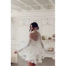 1pc New Luxury Lace Trim White Double-Layer Bridal Veil, Wedding Photography Prop, Church/Outdoor Lawn Photoshoot Headpiece - White - View 6