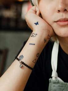 Herbal Juice Semi-Permanent 18 Mini Small Pattern Finger Tattoo Stickers Butterfly Love Diamond 14 Days Non-Fading Non-Reflective Small Gift Finger Behind The Ear Shoulder Neck Clavicle Body Temporary Tattoo Stickers 1 Piece - Blue - View 2