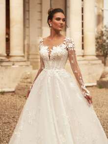 Enchanting Sheer Neck Lace Long Sleeve 3D Lace Appliqué Tulle A-Line Wedding Dress With Train, Wedding Dresses For Bride, Elegant And Comfortable, Includes Plus Sizes, Bridal Gown, Formal Dresses For Women, Suitable For Wedding, Party, Vacation, Bride, Formal Occasions, Dinner Dress, Prom Dress, After-Party Dress, Homecoming Dress, Cocktail Party, Birthday Party, Celebration, Gala, Festival, Ceremony - 白色 - 查看 2