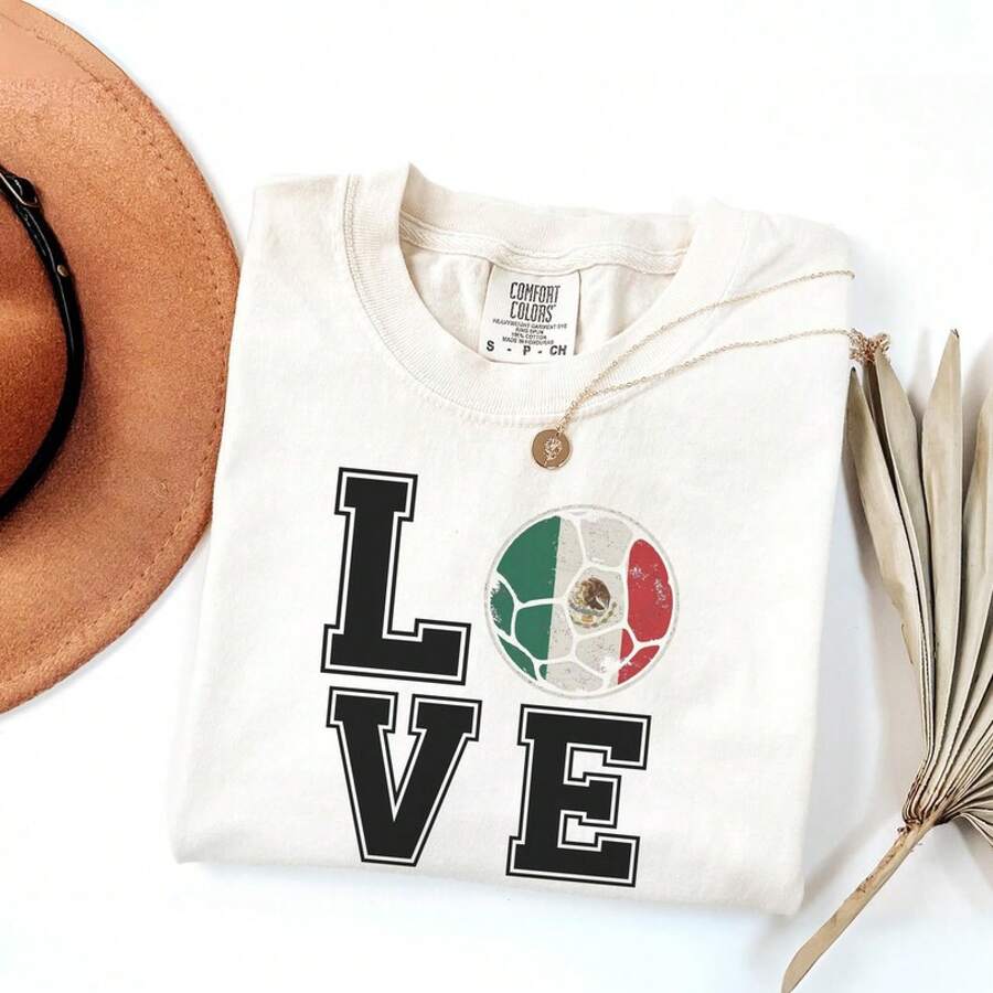1 Camiseta Mexicana para Mujer, Camiseta de Fútbol de México, Camiseta Gráfica Vintage con Bandera de Fútbol, 180G, Top Cómodo para la Familia, Camiseta Moderna Y2K, Camiseta Lavable a Máquina, Camiseta de Textura Suave, un Bonito Regalo para Mujeres, Top de Cuello Redondo - Blanco - Ver 1