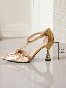女士优雅金色酒杯高跟鞋，PU皮鞋面，中国风花卉印花，尖头细跟，T字带镂空设计，秋冬款 - 金色 - 查看 6