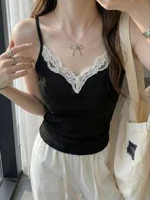 白色蕾丝边吊带背心，带衬垫胸部，女士叠穿背心，春夏新品 - 黑色 - 查看 2
