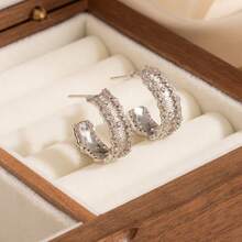 1 Pair Retro Luxury Earrings, Copper Zirconia Stud Earrings, Niche Design Elegant Versatile Elegant Earrings - Multicolor - View 1