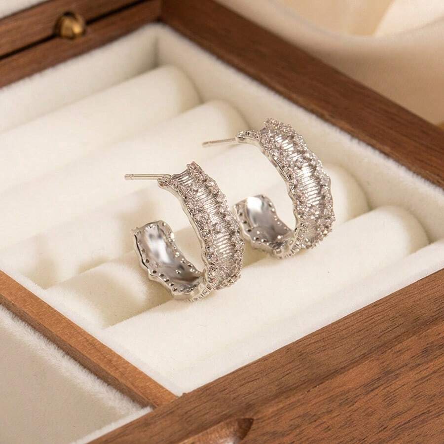 1 Pair Retro Luxury Earrings, Copper Zirconia Stud Earrings, Niche Design Elegant Versatile Elegant Earrings - Multicolor - View 1