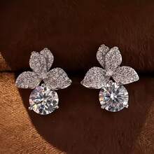 Elegant Fashion Luxury White Gold Plated Zirconia Flower Stud Earrings, Suitable For Daily Wear - White Gold - View 6