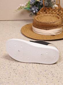 女士字母图案厚底运动鞋，春秋新款百搭休闲平底防滑白色鞋，学生鞋 - 黑色 - 查看 7