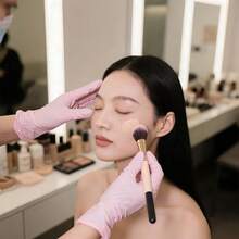 无粉粉色一次性丁腈手套，无盒包装，耐用家用清洁手套，不含乳胶，防水，防静电，多用途手套，亚麻指尖，适用于染发、美容、绘画、艺术创作、家居清洁、厨房、浴室、家居装饰、节日礼物、派对礼品。尺码：S、M、L、XL - 粉色 - 查看 9