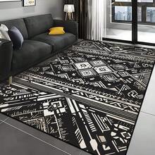 1 pieza Alfombra con patrón geométrico de diamantes beige sobre fondo negro. La tela de terciopelo pesa aproximadamente 850 gramos y el grosor es de aproximadamente 0,6 cm. La alfombra es resistente al desgaste, antideslizante y fácil de limpiar. Hay disponibles una variedad de tamaños. Adecuada para cocina, sala de estar, comedor, dormitorio, balcón, baño, estudio y otras escenas. Es la elección perfecta para la decoración del hogar. - A - Ver 5