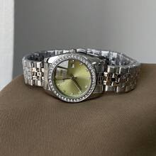 1 relógio feminino NASIR de luxo, com calendário, à prova d'água e movimento de quartzo, ideal para uso diário e ocasiões especiais. - Verde - Ver 3