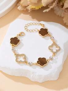 1pc Elegant Luxury Rhinestone Hollow Clover Brown Sweet Five-Leaf Clover Bracelet For Women - Brown - View 4