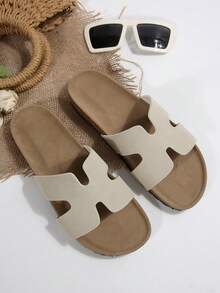 Giày sandal đế bằng thời trang mới, giày casual quai ngang mắt cá chân dành cho nữ, phù hợp cho phong cách đường phố hàng ngày. - Màu be - Xem 2