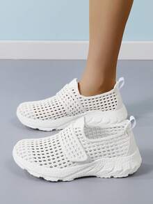 Summer Breathable Mesh Sequin Women's Shoes, Slip-On Hook And Loop Soft-Sole Casual Shoes For Middle-Aged And Elderly - Beige - View 2