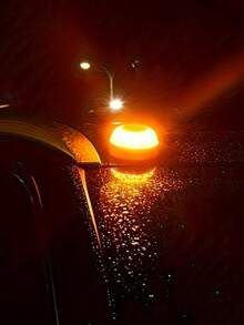 1pc LED Car Warning Light, Portable Emergency Light With Magnetic Induction, Road Accident Warning Light, Safety Accessory, Flashing Light - 1pcs - View 4
