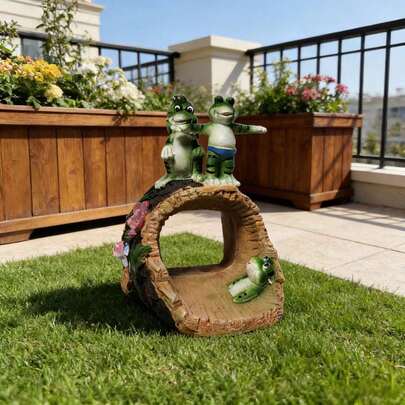 1pc Creative Cartoon Three Frogs On Stump Outdoor Statue, Pastoral Funny Frog Combination Garden Decor Sculpture, Patio Balcony Lawn Ornament, Outdoor Yard Lawn Realistic Animal Figurine