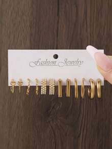 Set de 12 pendientes de estilo bohemio y punk para mujeres, con diseños geométricos cuadrados y corazones retorcidos, versátiles para uso diario y fiestas, gran regalo - Dorado - Ver 2