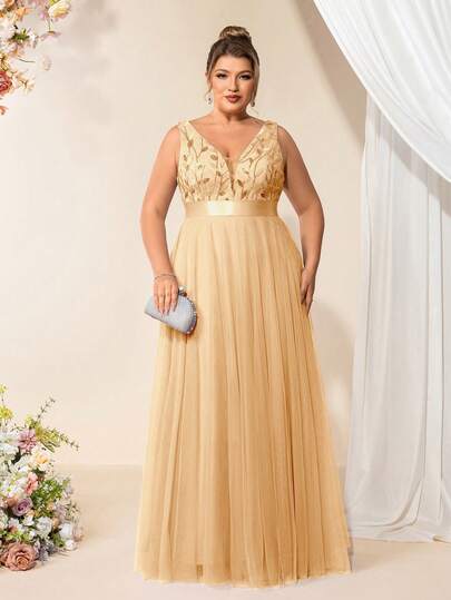 Plus Size V-Neck Sleeveless Sequin Embroidery Mesh Patchwork A-Line Bridesmaid Dress, Elegant Gold Party Dress, Graduation Prom Gown, Suitable For Wedding Guest, Graduation Ceremony, Formal Dinner