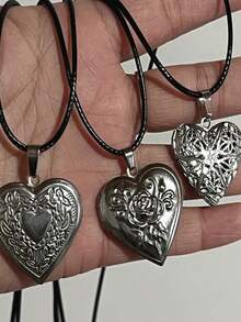 Romantic Heart-Shaped Locket Pendant, Openable, Silver-Colored, Fashionable & Unique, Photo Frame Necklace, Suitable For Both Men And Women, Gift For Valentine's Day, Mother's Day - Silver - View 11