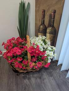 1束仿真户外花卉，12朵丝质紫罗兰花，配以桉树叶和兰花叶，抗紫外线，逼真仿真，适用于门廊、花盆、花园、庭院 - 彩色 - 查看 9