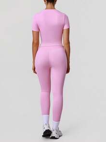 Sodalemon 女士运动套装纯色T恤无前缝经典设计瑜伽紧身裤户外跑步训练健身套装 - 粉色 - 查看 4