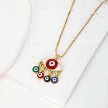 1件18K镀金铜恶魔眼形锆石吊坠项链，奢华简约珠宝，女士礼物 - 金色 - 查看 5