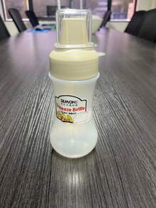 1个五孔挤压式调味瓶，防漏酱汁/调味料分配器，适用于沙拉、烤肉、番茄酱、蛋黄酱、蜂蜜、奶油和其他烹饪/烘焙用料。 - 彩色 - 查看 11