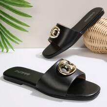 Women's Slip-On Slippers, Summer New Pig Nose Buckle Decor Black Slides, Comfortable Casual Outdoor Wear Flat Sandals, Fashionable Minimalist Design - Black - View 13