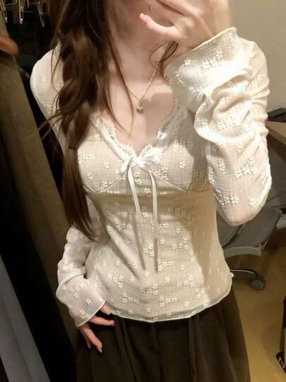 女士蕾丝V领蝴蝶结长袖T恤，甜美性感风格，春夏款