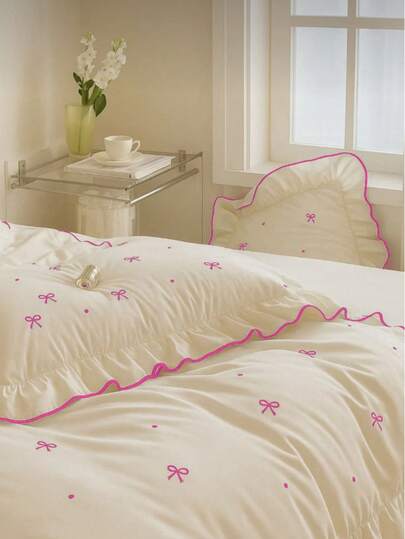 Ruffled 3 PiecesDouble Size Duvet Cover Set (No Sheet) – 100% Cotton, 200x220 Cm Duvet Cover & Two 50x70 Cm Pillowcases – Soft, Elegant & Breathable Bedding – Made In Turkey