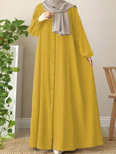 عباءة أنيقة بأسلوب عربي ذات لون أحادي، بأكمام فانوس طويلة وفضفاضة مريحة، للربيع