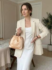 Burberry Goddess抽绳化妆包 - 单件香槟色缎面化妆包，饰以皮革点缀和金色Logo印花，奢华设计师旅行及日常收纳包 - 橘色 - 查看 1