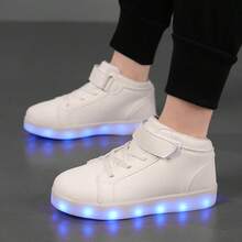 Giày phát sáng thời trang Xuân Thu, Giày thể thao LED cá tính, Giày chạy bộ phát sáng ban đêm, Giày thể thao ngoài trời cho thanh thiếu niên, Quà tặng chất lượng cao cho người trẻ tuổi, Quà sinh nhật cho thiếu niên. Chất liệu: - trắng - Xem 10