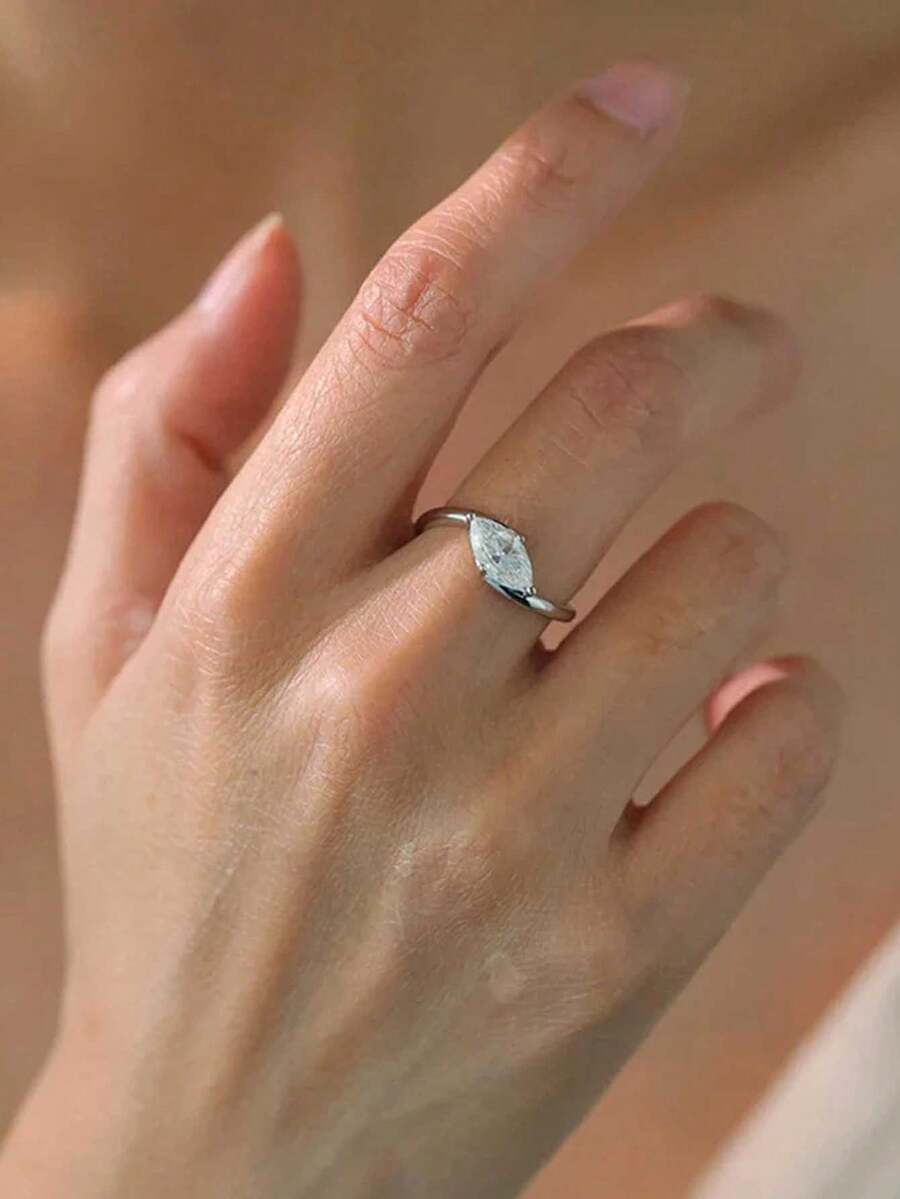 Fashionable White Rotating Elliptical Geometric Ring, Synthetic Cubic Zirconia, Daily Wear & Gift Jewelry For Women - White - View 1