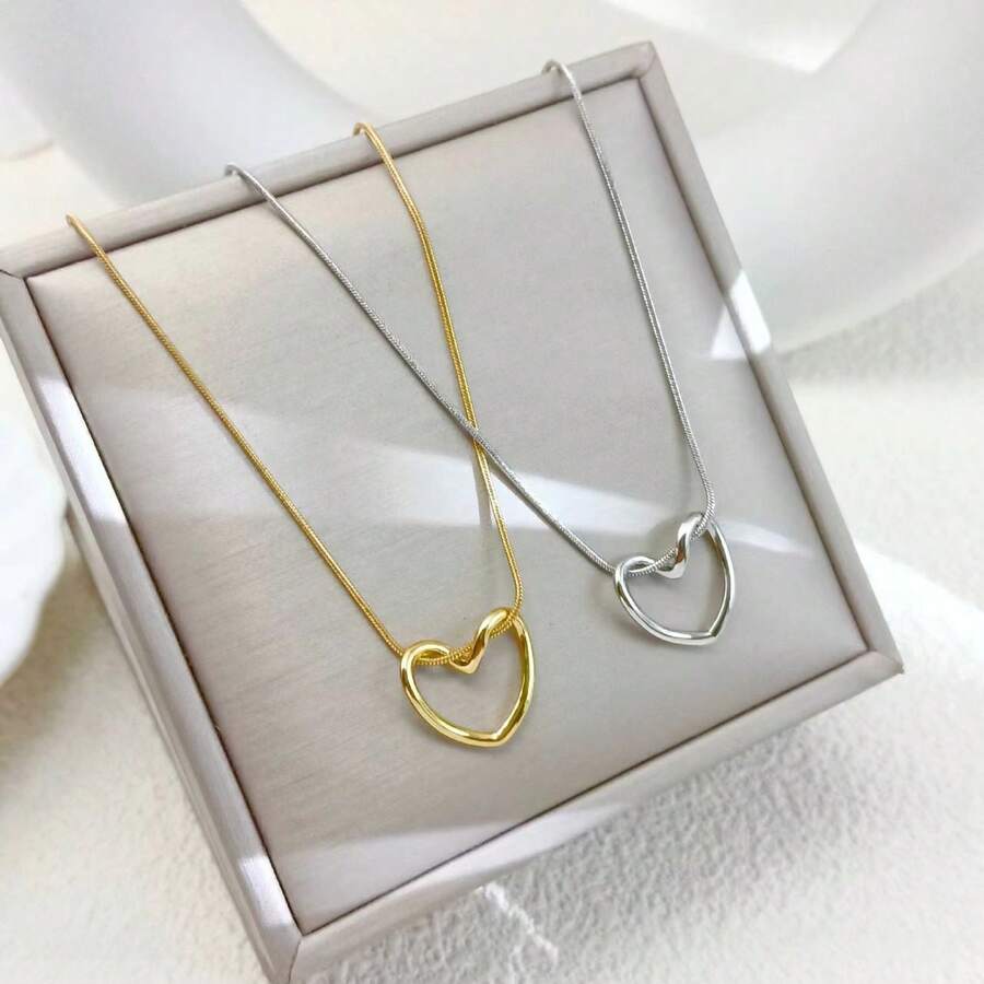 1pc Stainless Steel Necklace Accessory, Versatile Elegant European And American Ins Style Luxury 18K Plated Hollow Heart Pendant Necklace - Multicolor - View 1