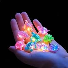25 mô hình rùa biển 3D phát sáng trong bóng tối - Đồ trang trí bằng nhựa bán trong suốt nhiều màu sắc, thích hợp cho các hoạt động thủ công DIY, quà tặng tiệc tùng, phần thưởng trong lớp học, các sự kiện theo chủ đề bãi biển, phù hợp cho Halloween, Lễ Phục Sinh, Lễ Tạ Ơn, Giáng Sinh, tiệc sinh nhật. - Xem 4