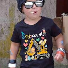 Camiseta de niño preadolescente de moda de verano para Pascua "EXCAVADOR DE HUEVOS" con estampado de conejo excavadora de dibujos animados, cuello redondo casual, manga corta, ajuste regular, poliéster 96%, elastano 4%, bajo asimétrico, ligeramente elástica, tejido de punto - Negro - Ver 1